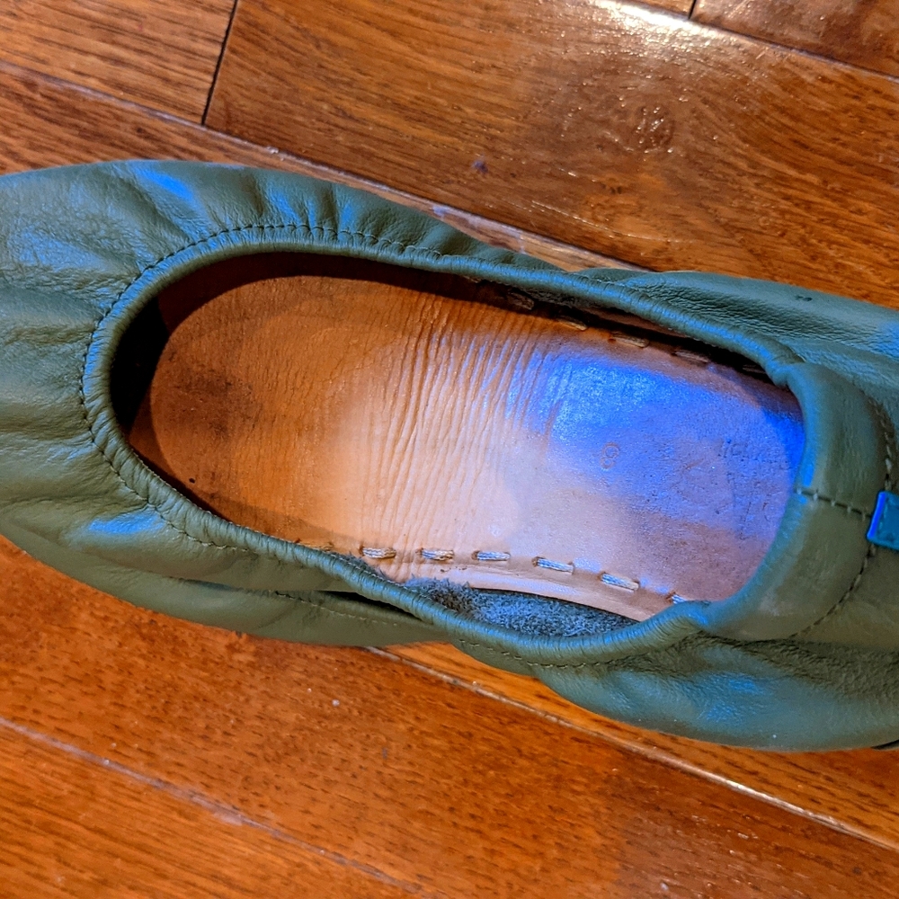 Green tieks size 8